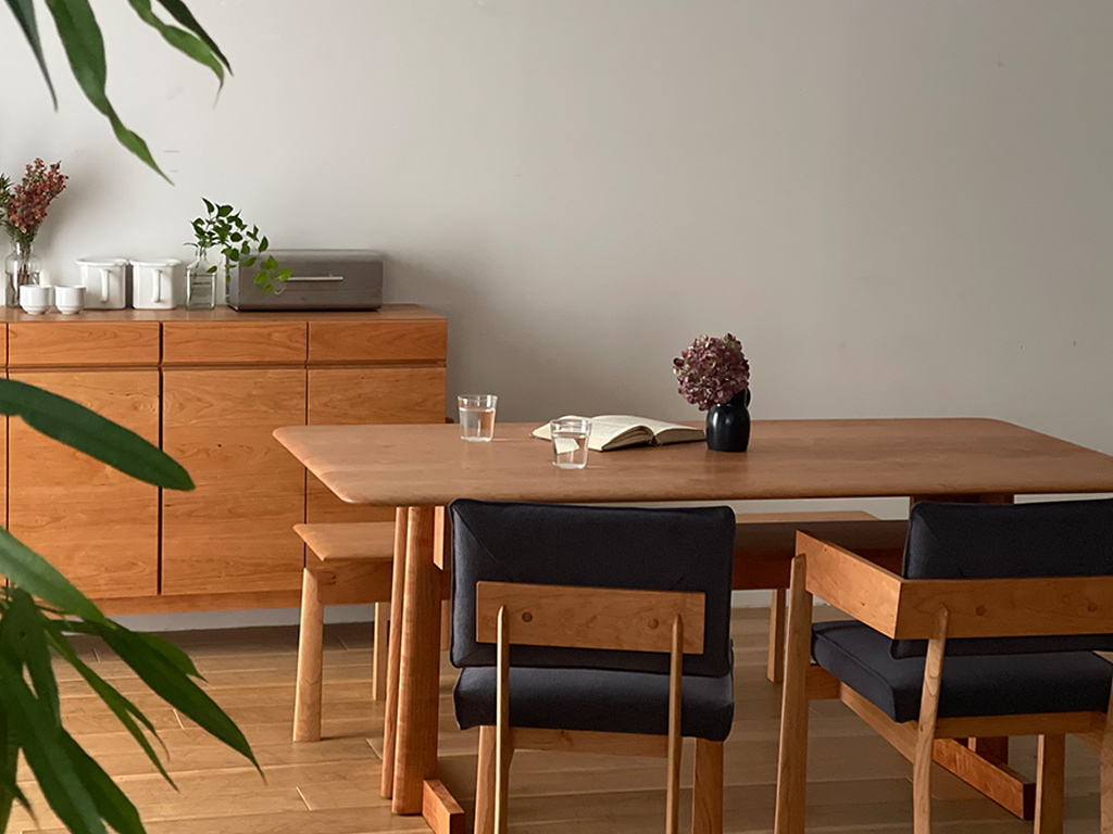 STECCATO　ダイニングテーブル　ブラックチェリー