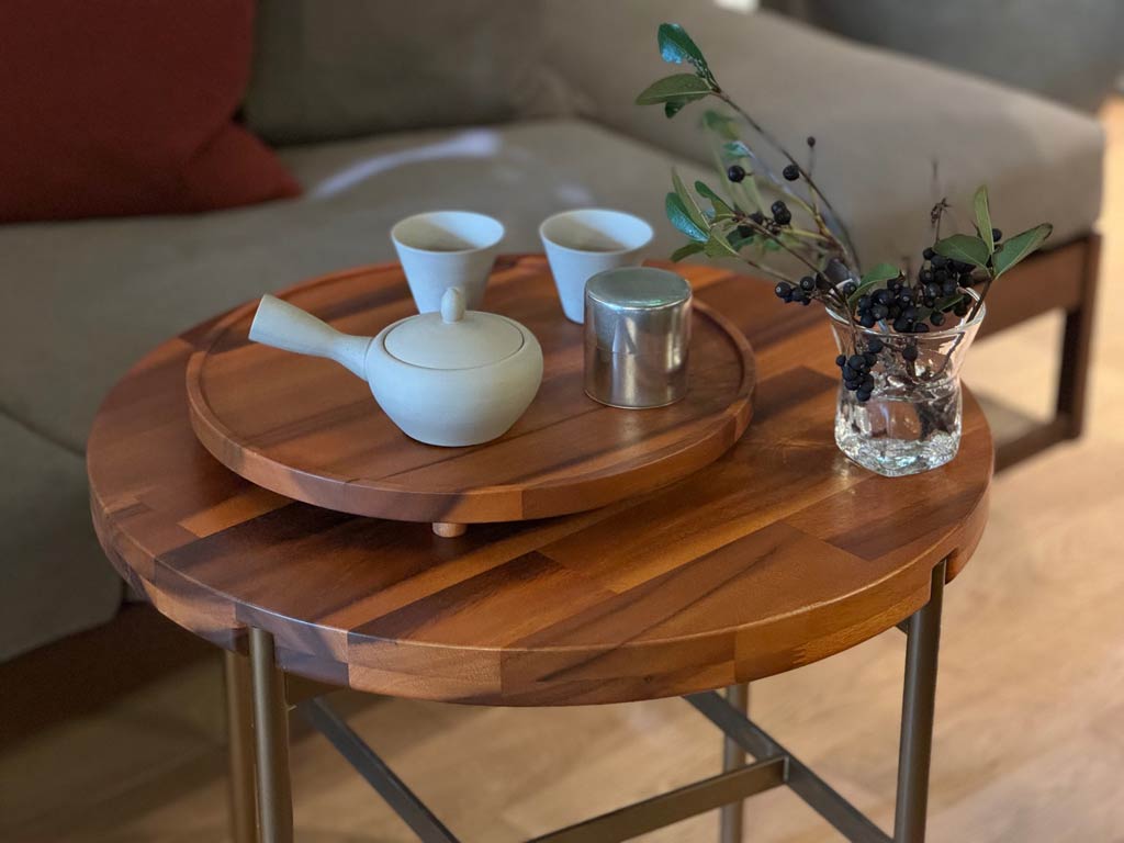 ATTIVOサイドテーブルとトレイ 