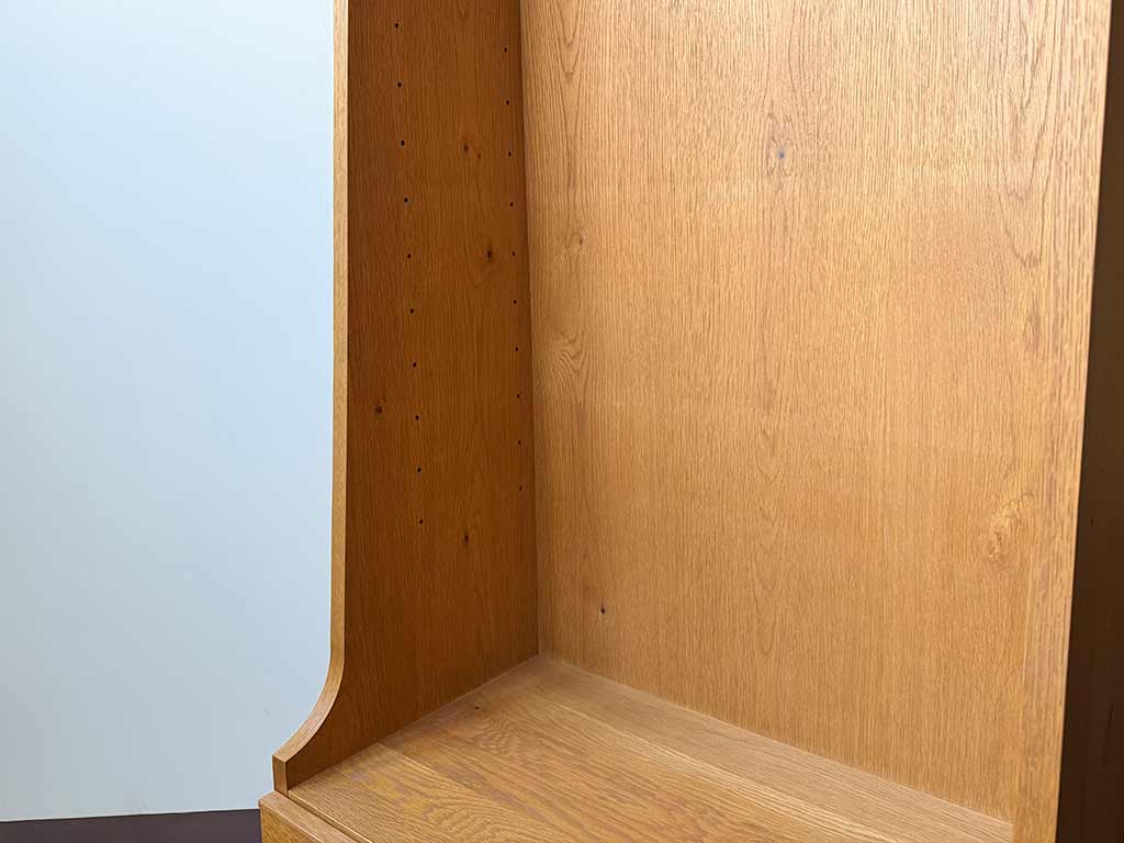 ブックシェルフ日焼け